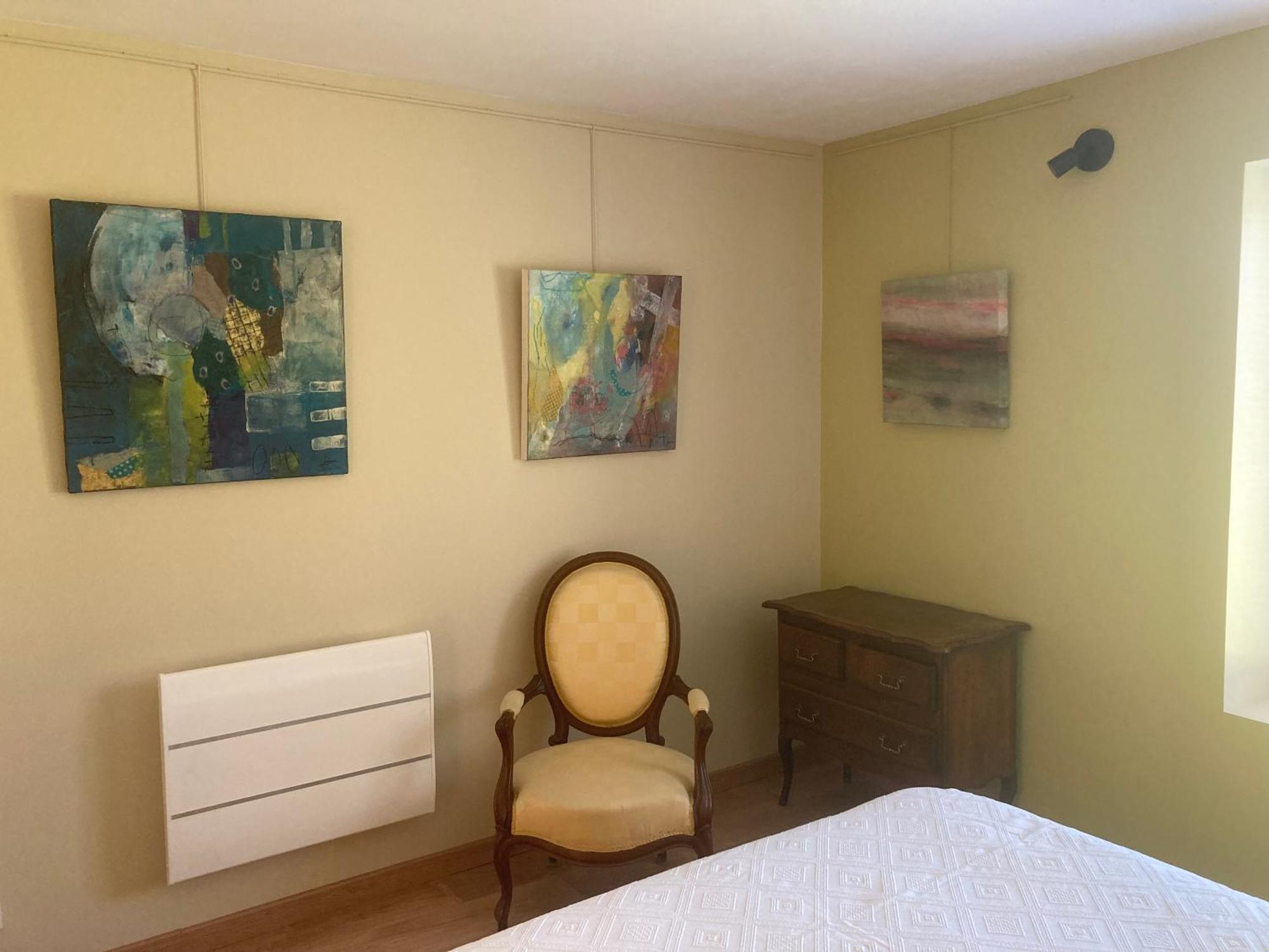 Chez Anne - Chambre Avec Salle De Bain Privative Menetou-Couture Εξωτερικό φωτογραφία